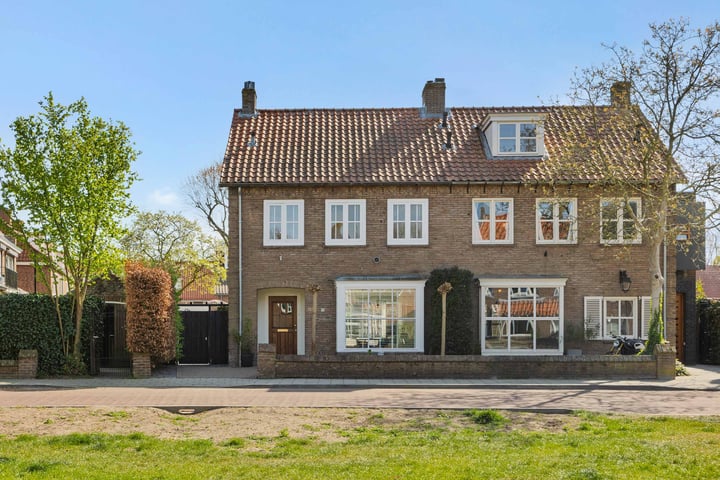 Kamperfoeliestraat 13 in 's-Hertogenbosch
