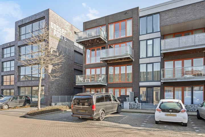 Kamperfoeliestraat 16E in Oss foto