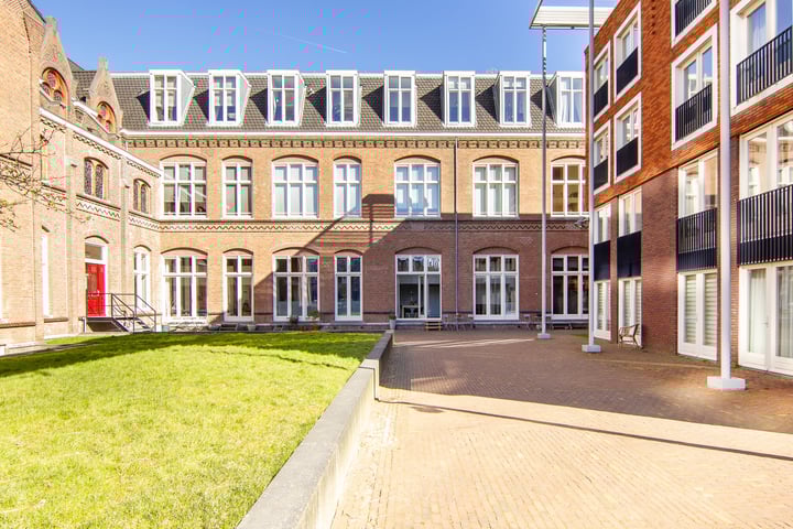 Kamperlaan 26 in Haarlem foto