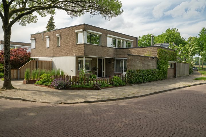 Kampioenstraat 43 in Enschede foto