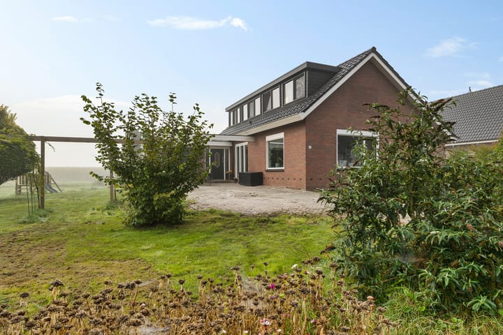 Kanaal A ZZ 60 in Emmer-Compascuum