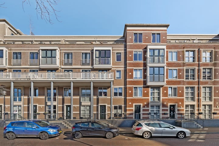 Kanaalboulevard 58 in Helmond foto