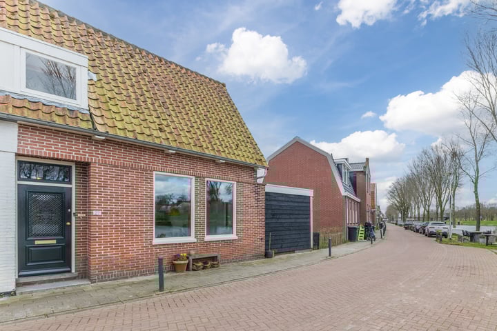 Kanaaldijk 21A in Purmerend