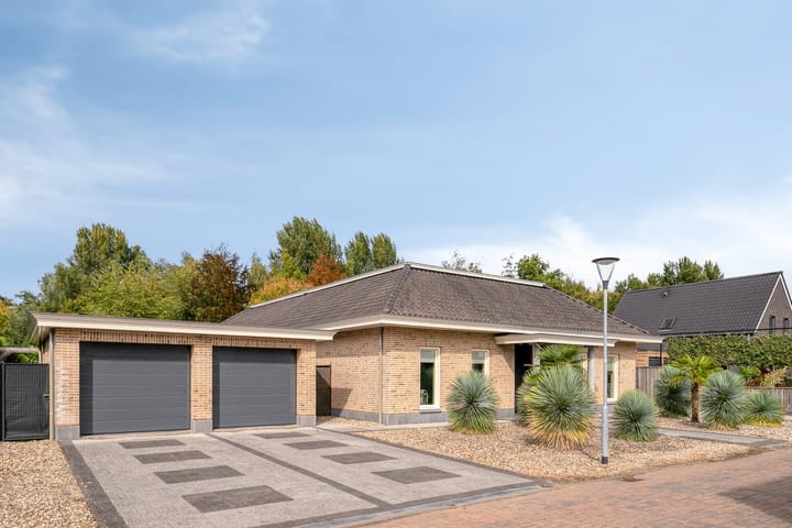 Kanaaldreef 1 in Philippine