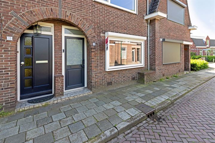 Kanaalstraat 13 in Dongen foto