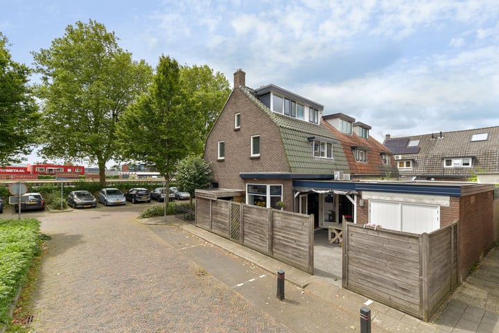 Kanaalstraat 8 in Maarssen foto