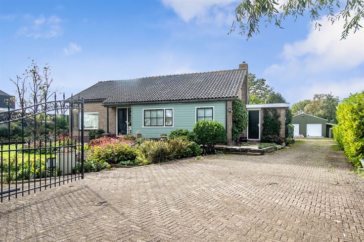 Kanaalweg 23A in Landsmeer foto