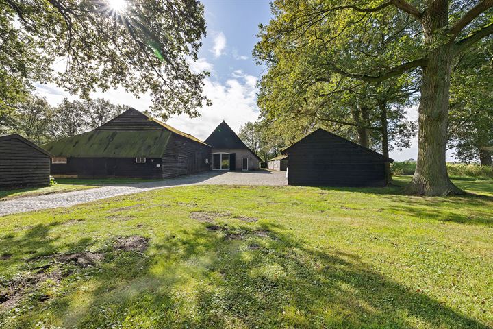 Kanaalweg 5 in Echten foto