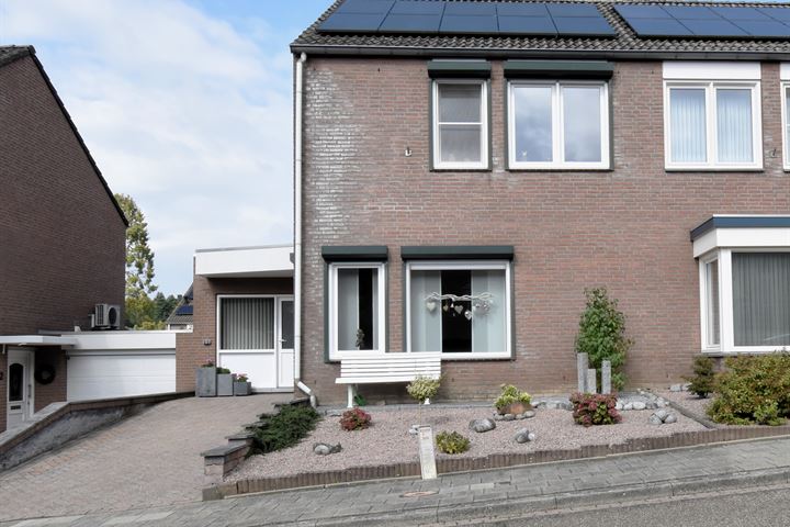Kanthuisstraat 14 in Simpelveld foto