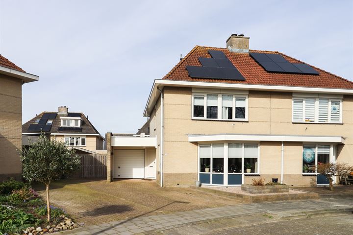 Kapelaan Jansenstrjitte 25 in Sneek foto