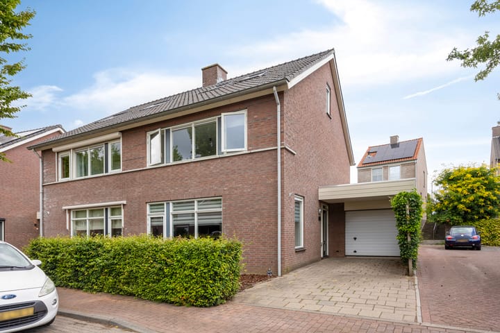 Kapelse Wiel 1 in Lith foto