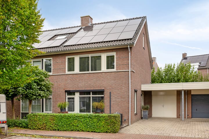 Kapelse Wiel 5 in Lith foto