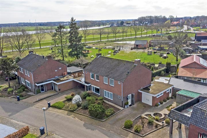 Kapelstraat 6 in Broekhuizenvorst foto