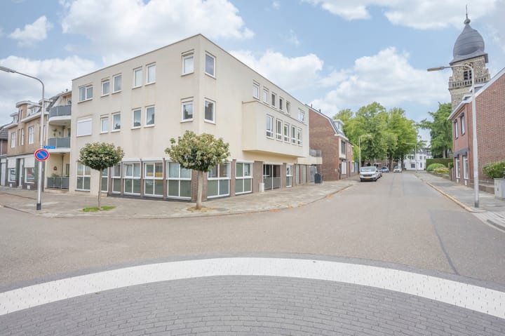 Kapelweg 22 in Kerkrade foto