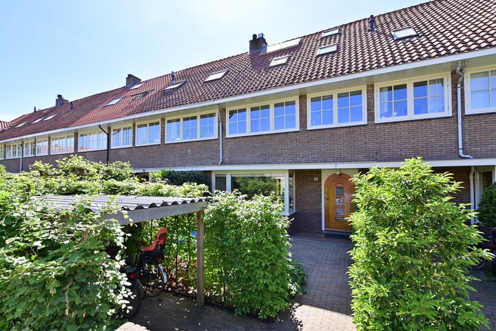 Karbouwstraat 14 in Bussum foto