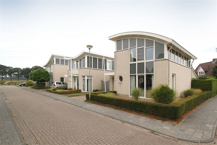 Karel Appelstraat 35 in Kessel foto