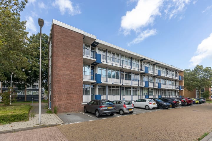 Karel Doormanlaan 128 in Zwijndrecht foto