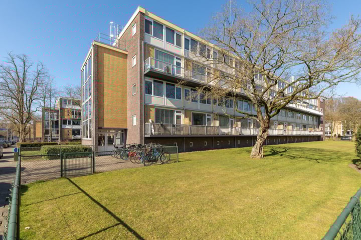 Karel Doormanlaan 160 in Hilversum foto