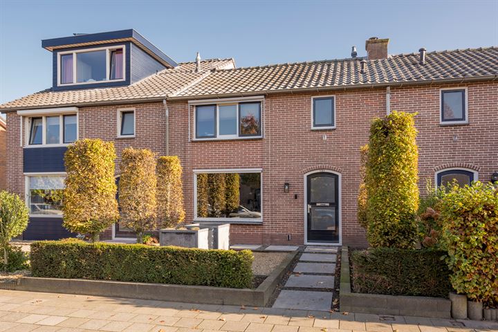 Karel Doormanstraat 38 in Nijkerk foto
