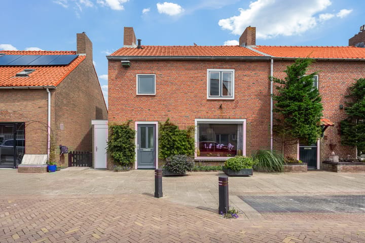 Karel Doormanweg 17 in Ter Heijde