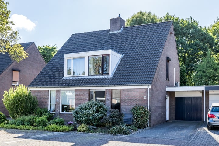 Karel Peulenstraat 15 in Oirsbeek foto