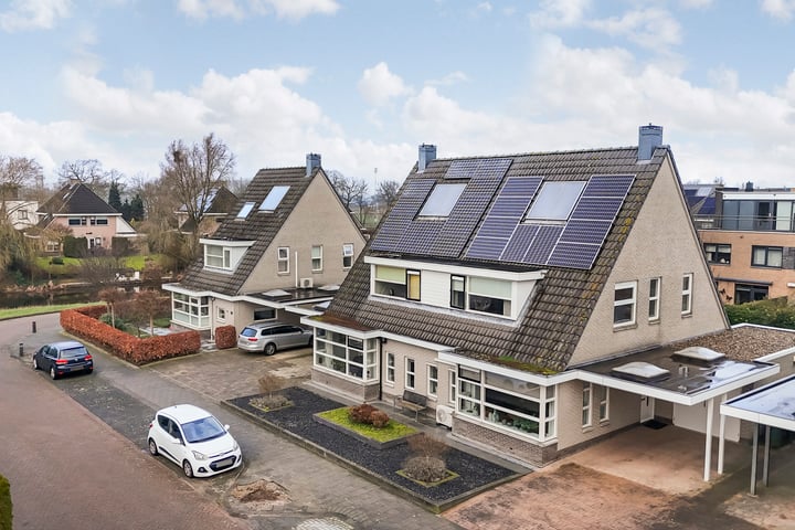 Karper 64 in Hoogeveen foto