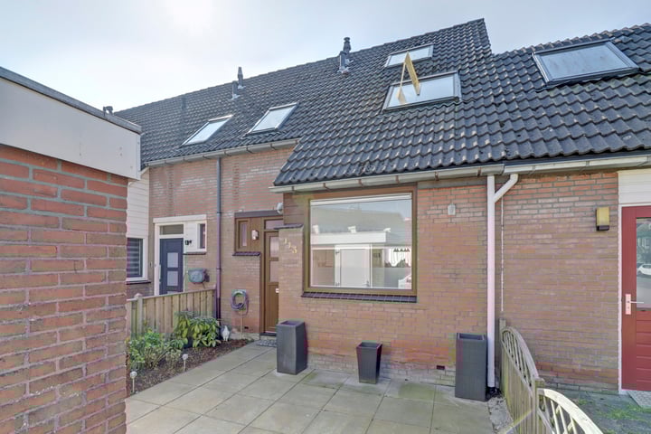 Karperveen 113 in Spijkenisse foto