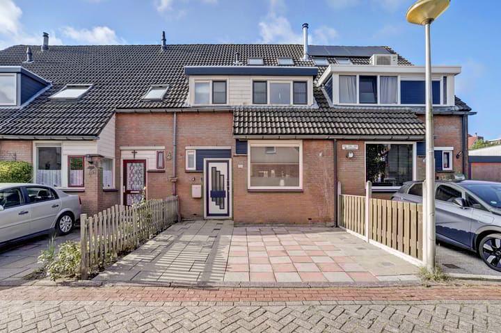Karperveen 124 in Spijkenisse foto