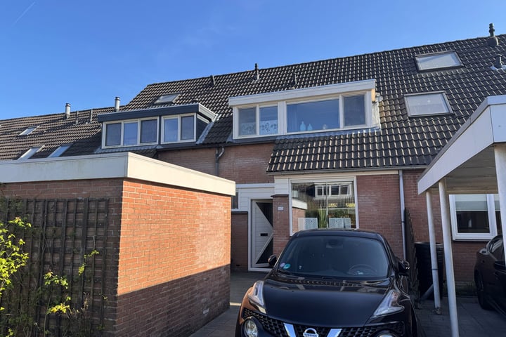 Karperveen 133 in Spijkenisse foto