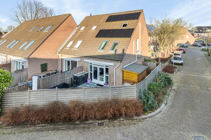 Karrespoor 1 in Oud-Beijerland foto