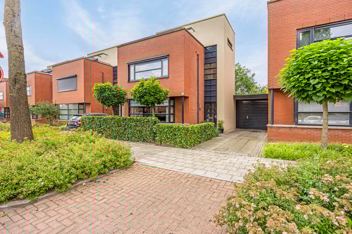 Karrevracht 11 in Uden foto