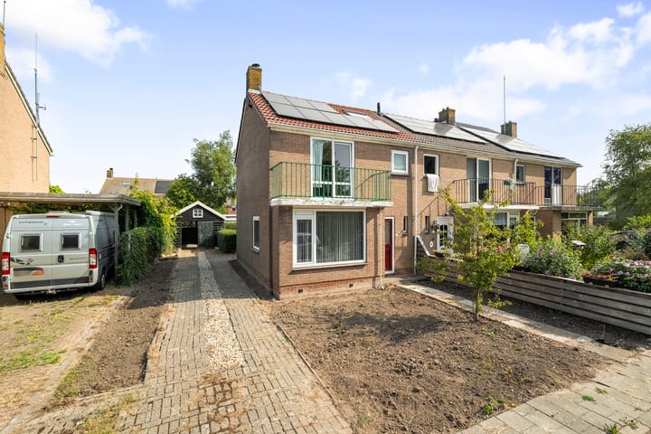 Foto van woning Kastanjelaan 10, Wieringerwaard
