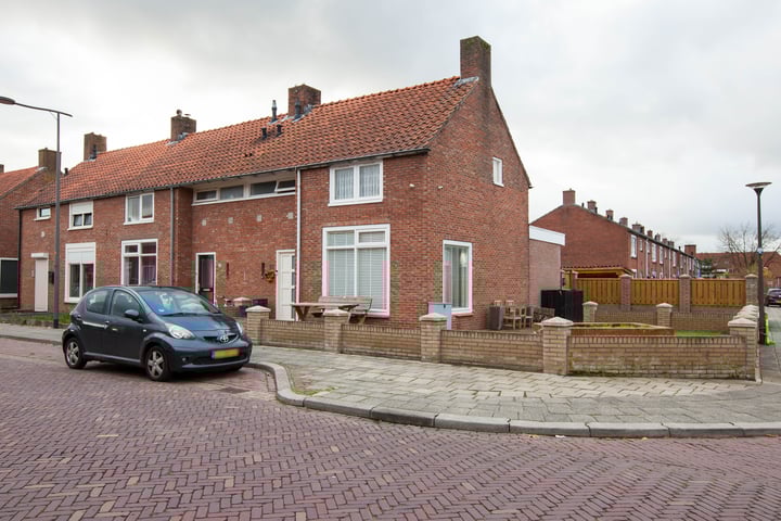 Kastanjelaan 14 in Winterswijk foto