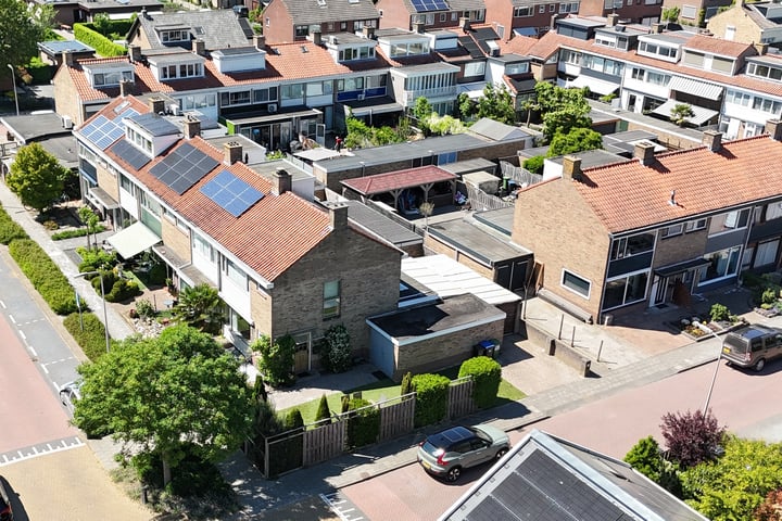 Kastanjelaan 17 in Leimuiden foto