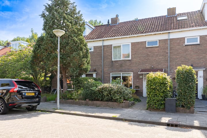 Kastanjelaan 19 in Alkmaar foto