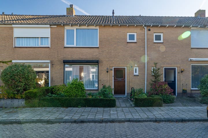 Kastanjestraat 17 in Waalwijk foto