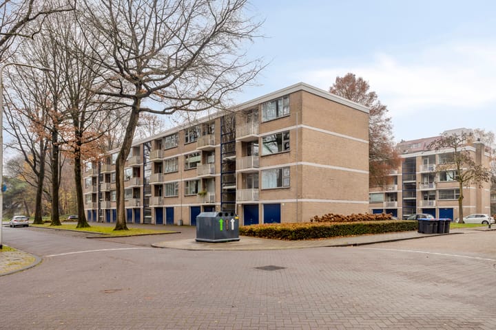 Kasteel Nijenrodestraat 255 in Tilburg