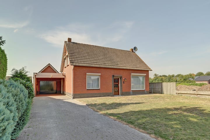 Kattenbos 8 in Reusel foto
