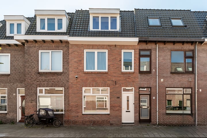 Kedoestraat 38 in Haarlem foto