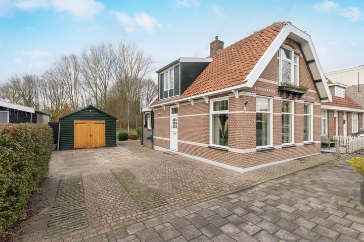 Keern 107 in Hoorn foto