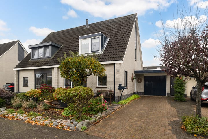 Keimpemastins 16 in Leeuwarden foto