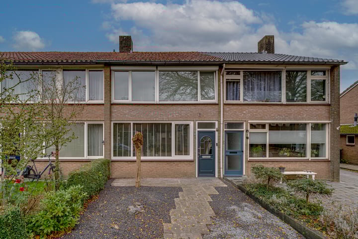 Keizer Hendrikstraat 12 in Zevenaar foto