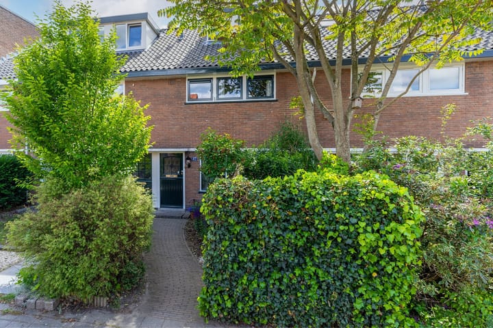 Keizer Ottostraat 87 in Bussum foto