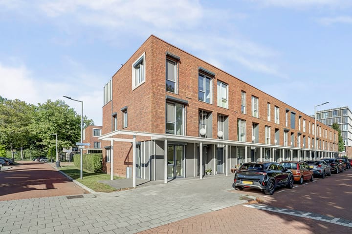 Keizersmantelweg 355 in Hoogvliet Rotterdam foto