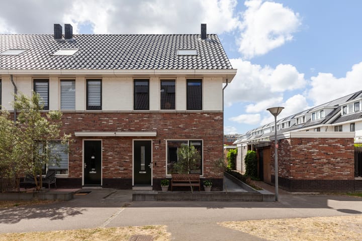 Kemperhof 16 in Vlaardingen foto