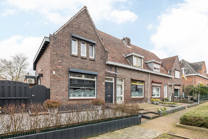 Kempstraat 24 in Brunssum foto