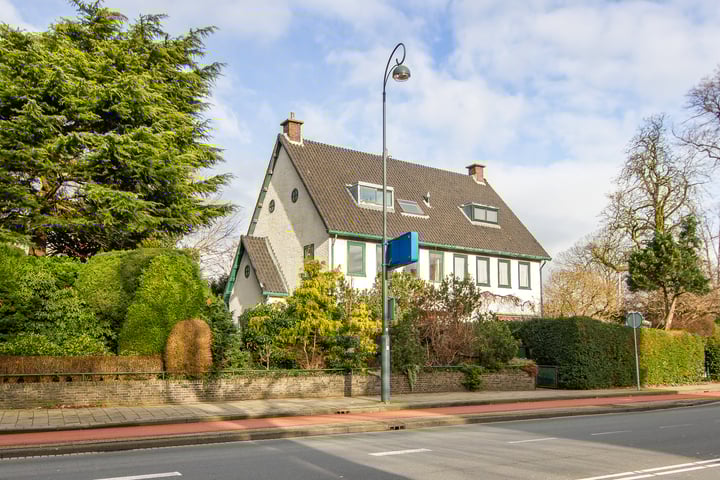 Kennemerplein 21 in Haarlem foto