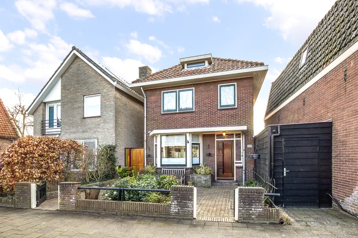Kennemerstraatweg 219 in Alkmaar foto