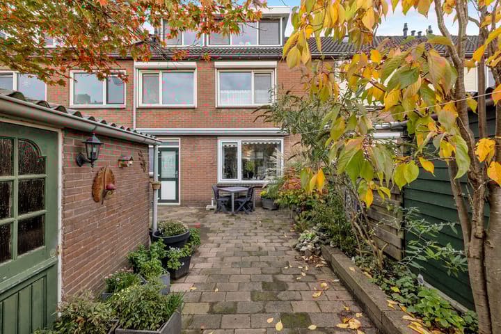 Kerkboomstraat 10 in Schelluinen foto