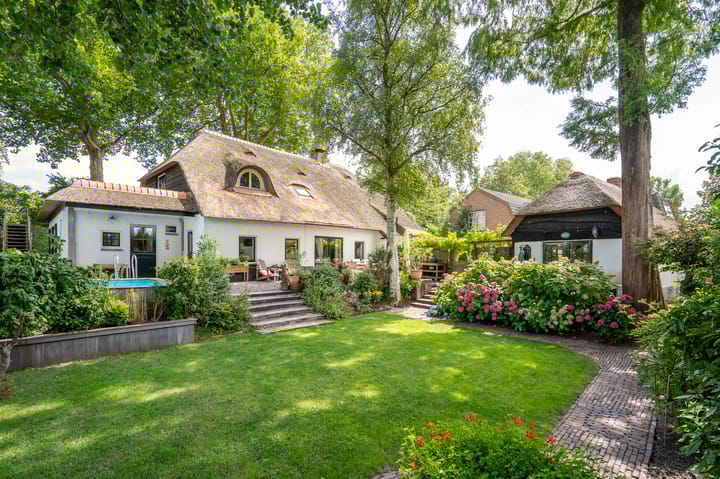 Kerkeind 12 in Arkel foto